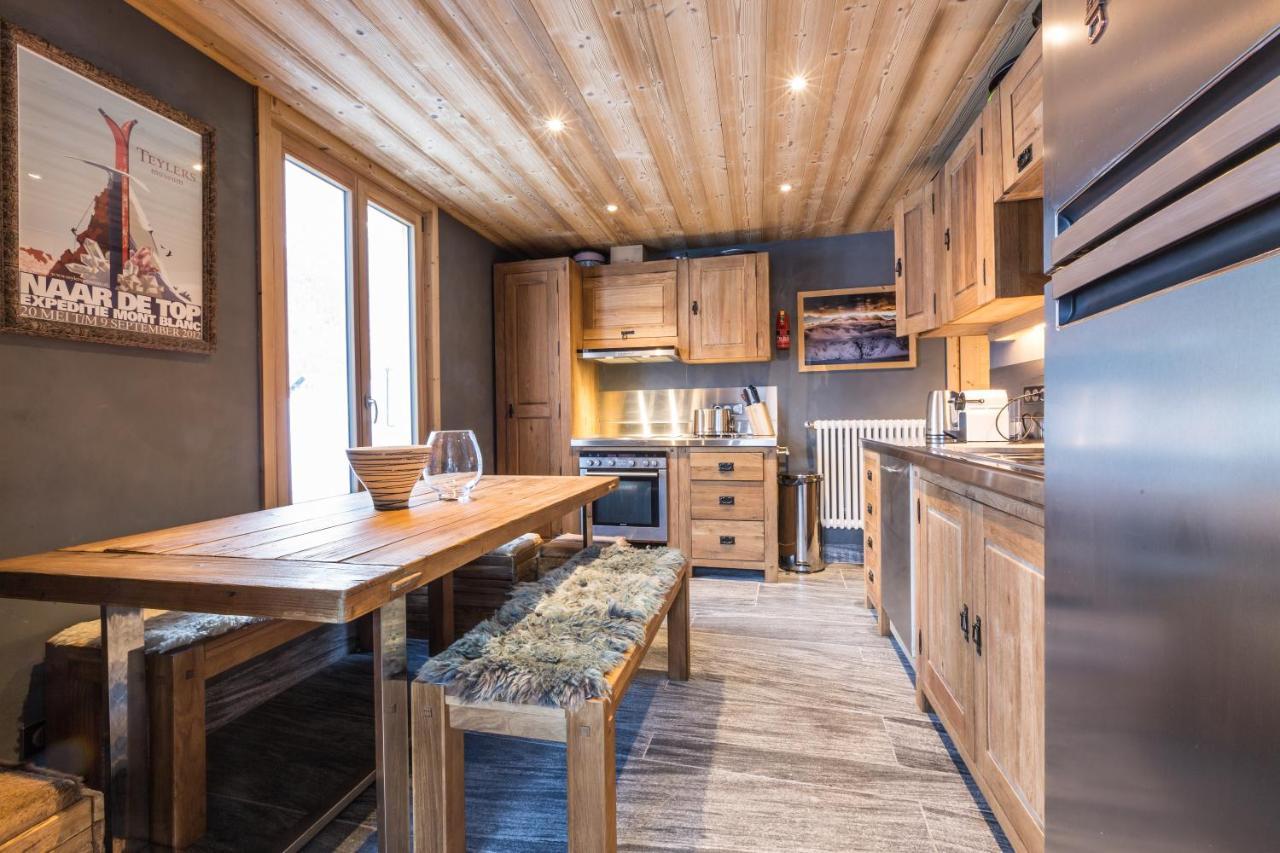 Chalet Yolo - Chalet Retreat In Central Chamonix Steam Room 외부 사진